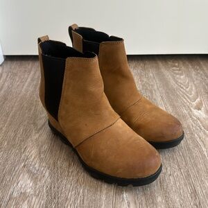 Joan of Arctic wedge ii SOREL Chelsea boot tan leather size 9.5